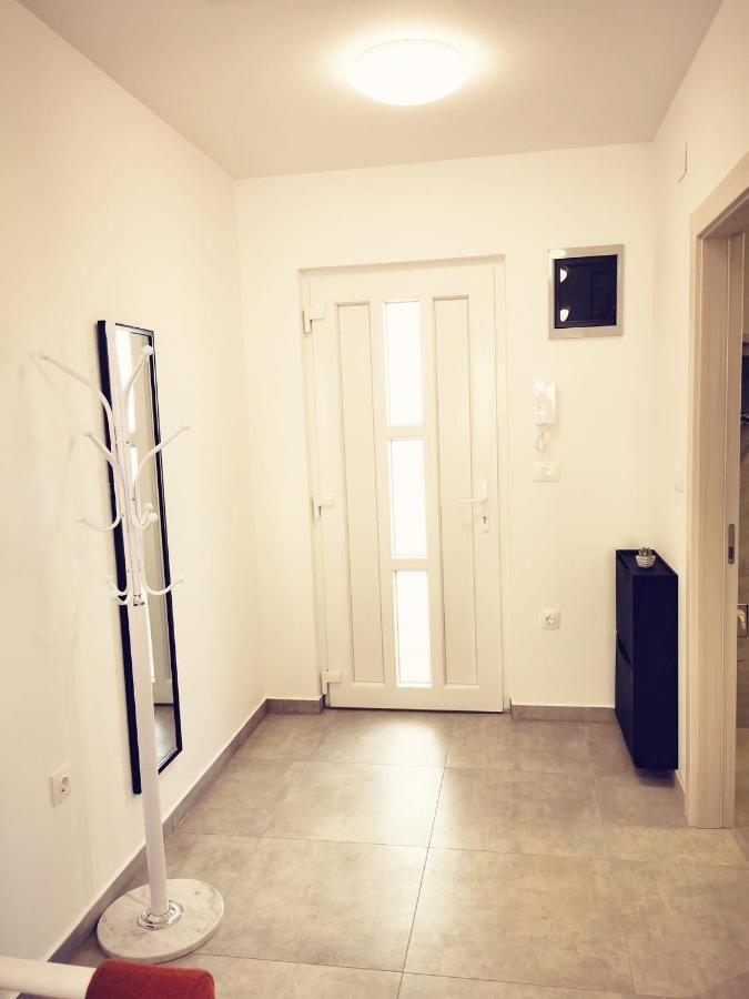 Apartmani Marco,Lukas,Patrick,David,Blizu Centra I Mora Sa Free Privatnim Parkingom Pula Exteriér fotografie