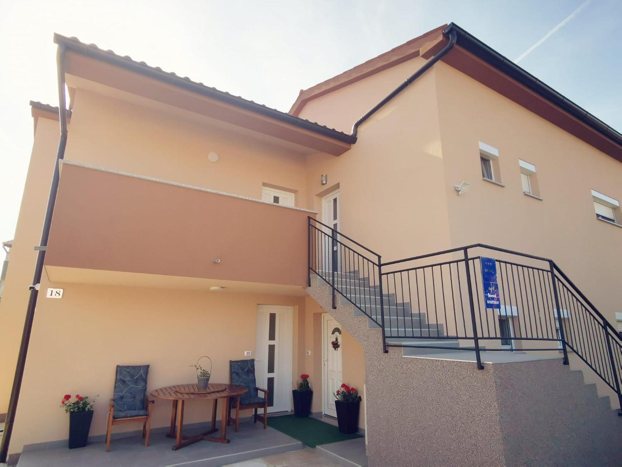 Apartmani Marco,Lukas,Patrick,David,Blizu Centra I Mora Sa Free Privatnim Parkingom Pula Exteriér fotografie